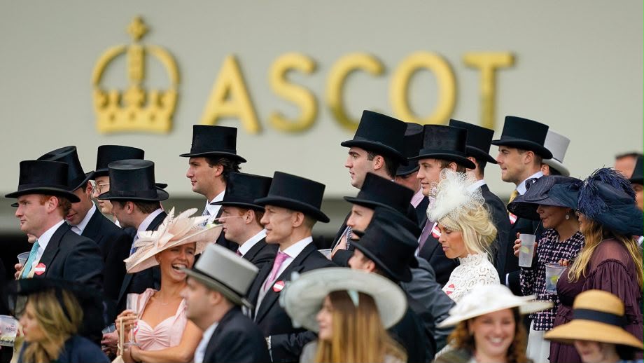 Royal Ascot crowd — morning dress